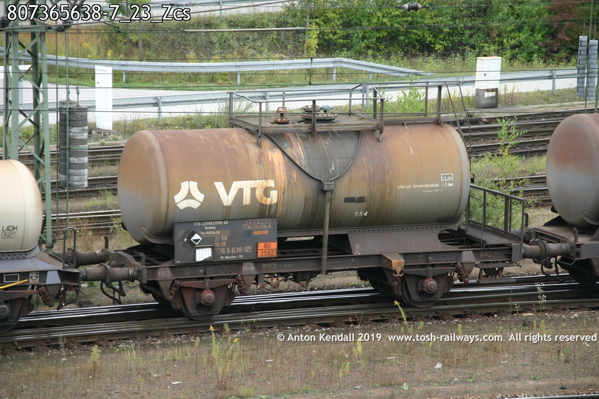 807365638-7_23_Zcs.jpg